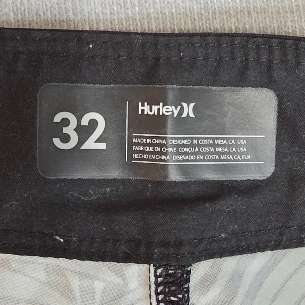 Lot of 2 Hurley Maui & Sons Board Shorts Mens 32 Black Tropical Striped Swim